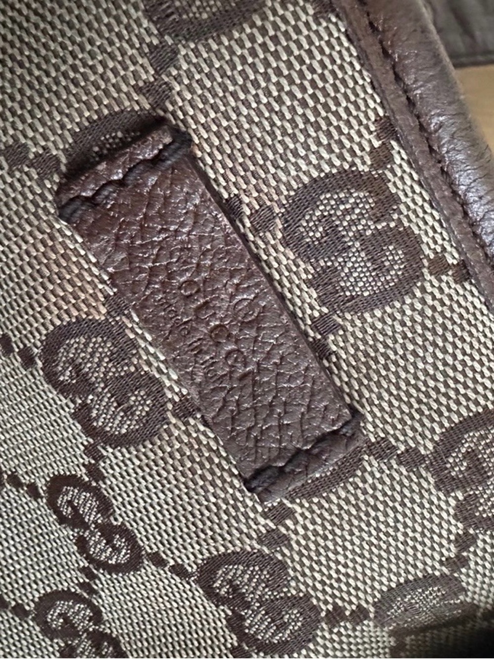 Gucci Cherry Line Zippy Tote Bag - Picture 12 of 14